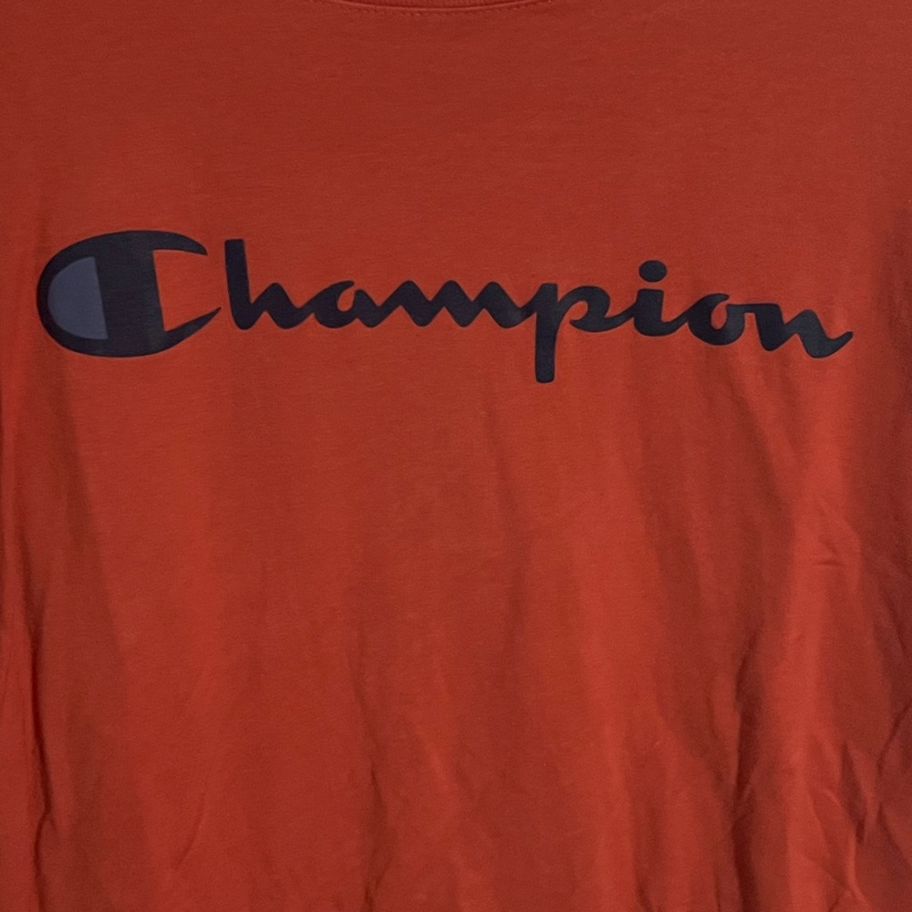 Champion shirt - Picture 1 of 2